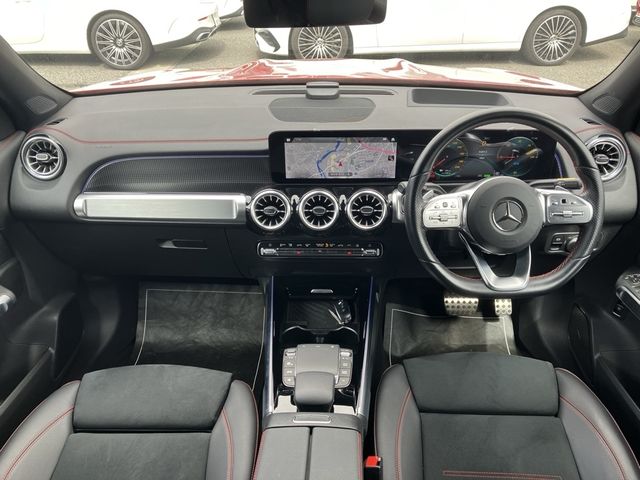 MERCEDES BENZ EQB 2024 Image 31