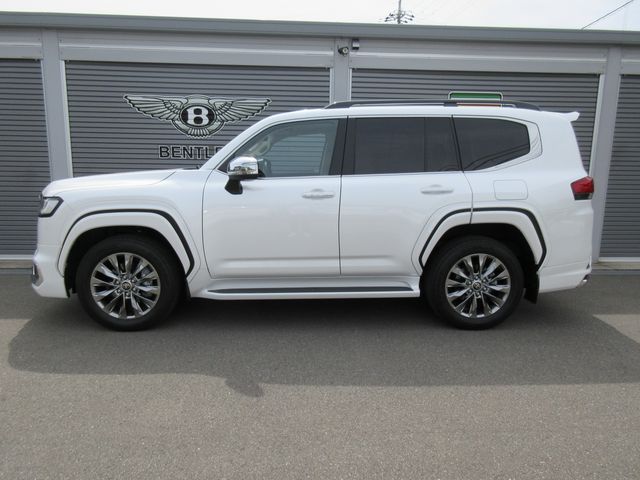 TOYOTA LANDCRUISER WAGON 2022 Image 31