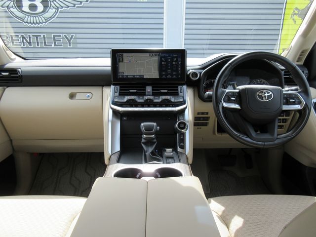 TOYOTA LANDCRUISER WAGON 2022 Image 31