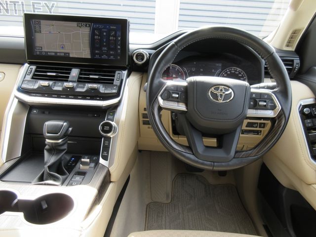 TOYOTA LANDCRUISER WAGON 2022 Image 31