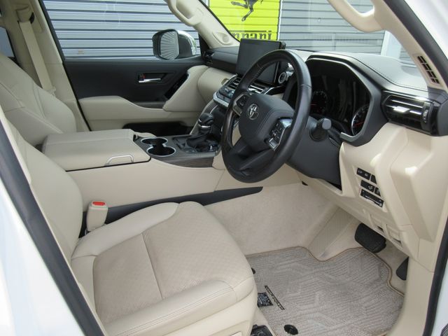 TOYOTA LANDCRUISER WAGON 2022 Image 31