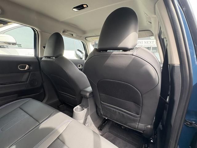 BMW MINI COOPER 5DOOR 2025 Image 31