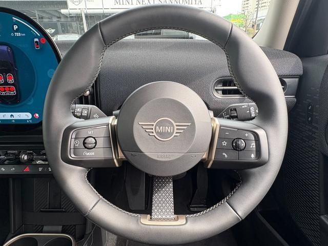 BMW MINI COOPER 5DOOR 2025 Image 31