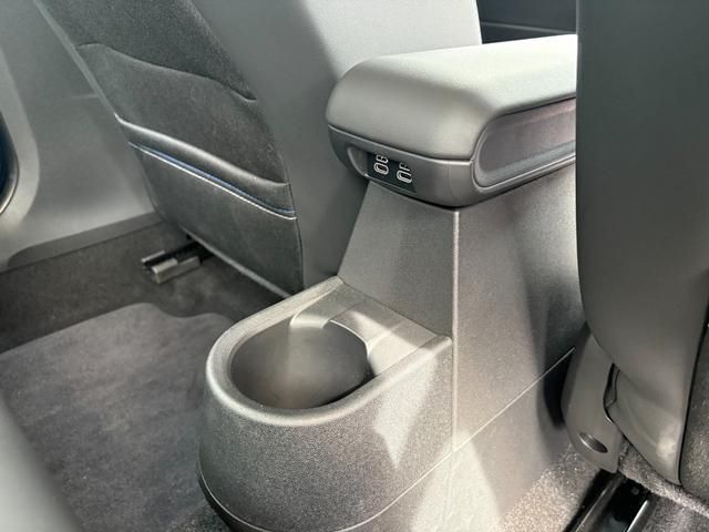 BMW MINI COOPER 5DOOR 2025 Image 31