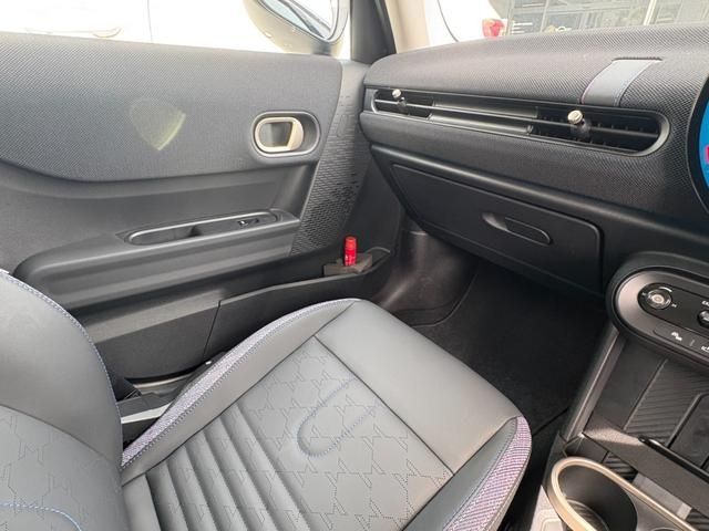 BMW MINI COOPER 5DOOR 2025 Image 31