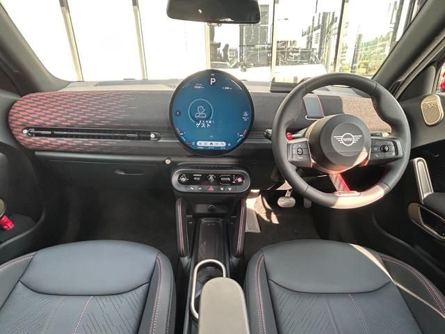 BMW MINI ACEMAN 2025 Image 31