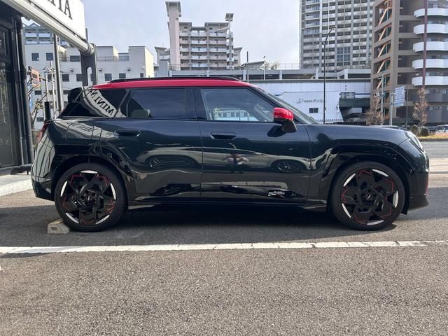 BMW MINI ACEMAN 2025 Image 31