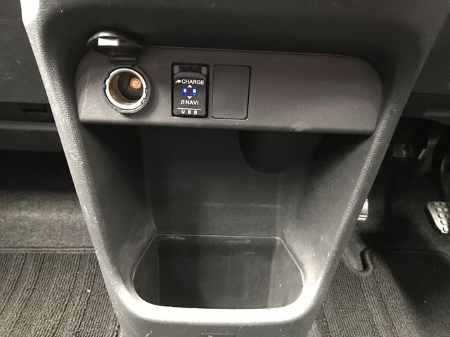 DAIHATSU MOVE CANBUS 4WD 2020 Image 31