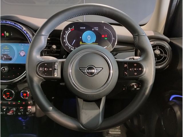 BMW MINI COOPER S 5DOOR 2024 Image 31