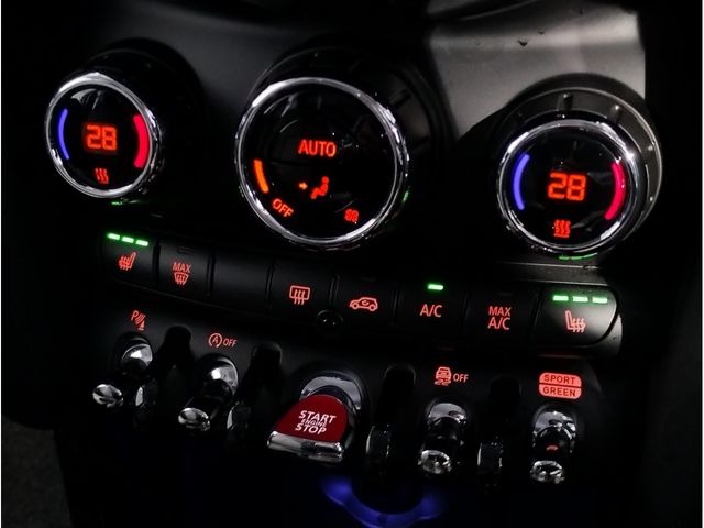 BMW MINI COOPER S 5DOOR 2024 Image 31