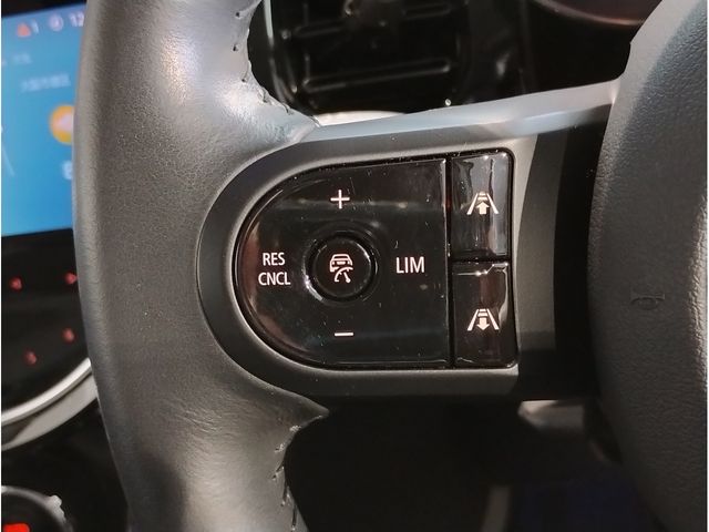 BMW MINI COOPER S 5DOOR 2024 Image 31