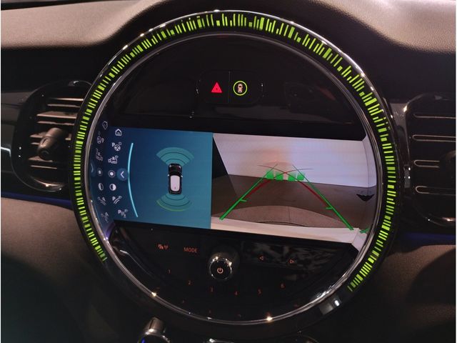 BMW MINI COOPER S 5DOOR 2024 Image 31