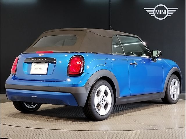 BMW MINI COOPER OPEN 2025 Image 31