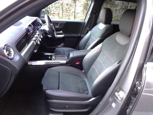 MERCEDES BENZ EQB 2024 Image 31