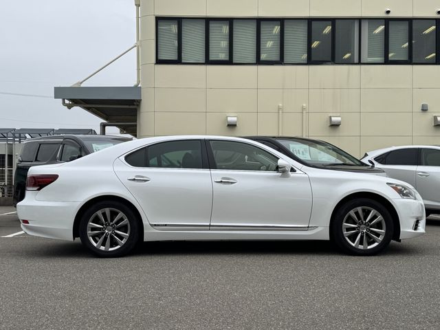 TOYOTA LEXUS LS600H 2013 Image 31