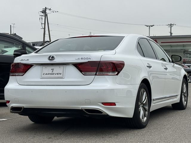 TOYOTA LEXUS LS600H 2013 Image 31