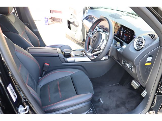 MERCEDES BENZ GLB 2023 Image 31