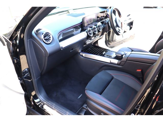 MERCEDES BENZ GLB 2023 Image 31