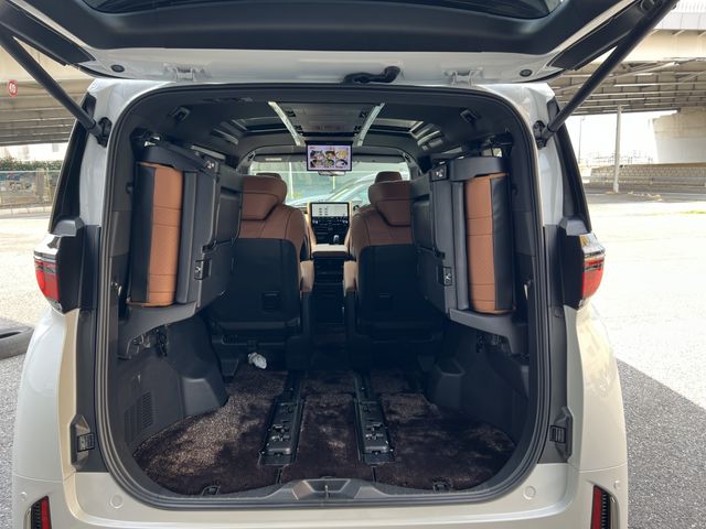 TOYOTA VELLFIRE 2025 Image 31