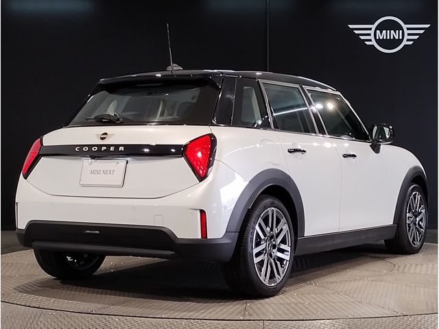 BMW MINI COOPER 2025 Image 31