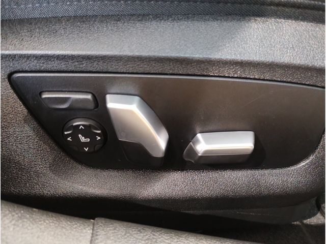 BMW 5SERIES SEDAN 2022 Image 31