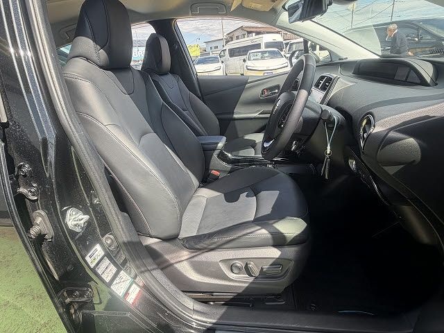 TOYOTA PRIUS 2022 Image 31