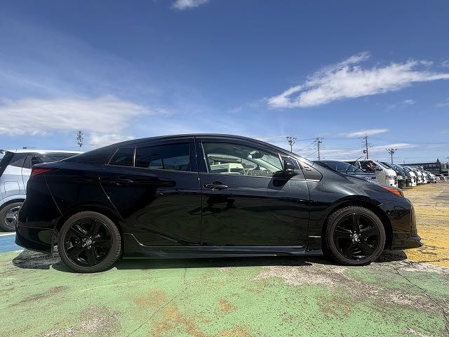 TOYOTA PRIUS 2022 Image 31