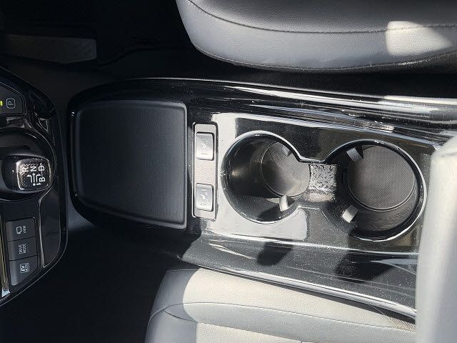 TOYOTA PRIUS 2022 Image 31