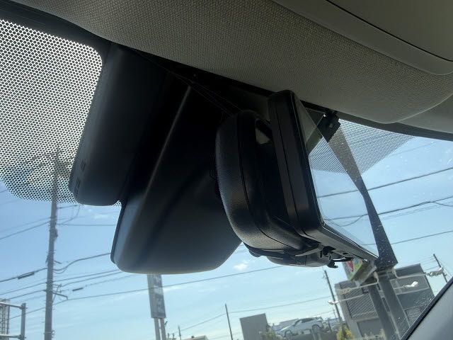 TOYOTA PRIUS 2022 Image 31