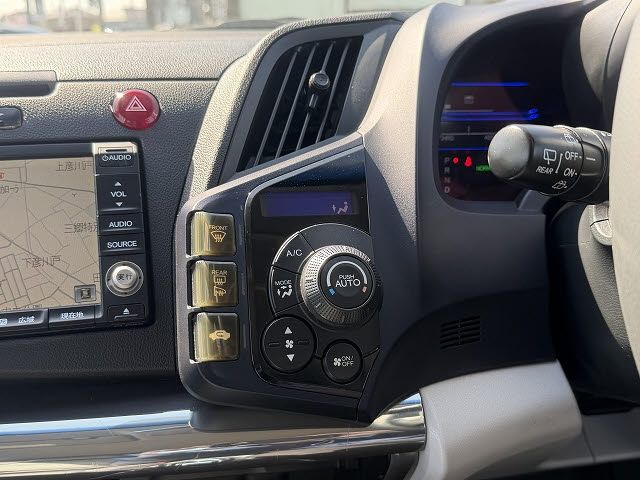 HONDA CR-Z 2010 Image 31