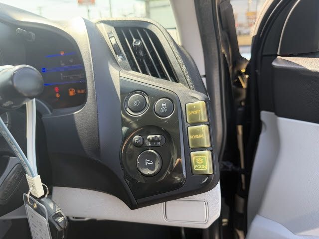 HONDA CR-Z 2010 Image 31