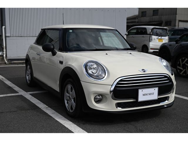 BMW MINI ONE 2017 Image 31