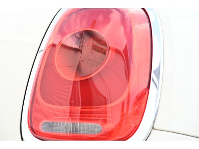 BMW MINI ONE 2017 Image 31