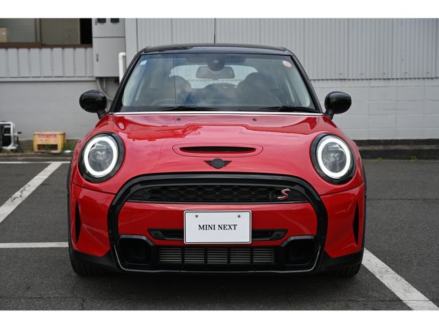 BMW MINI COOPER SD 5DOOR 2022 Image 31