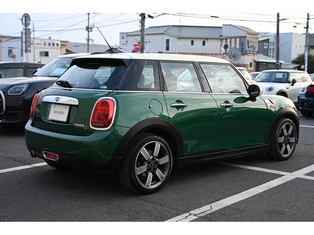 BMW MINI COOPER D 5DOOR 2020 Image 31