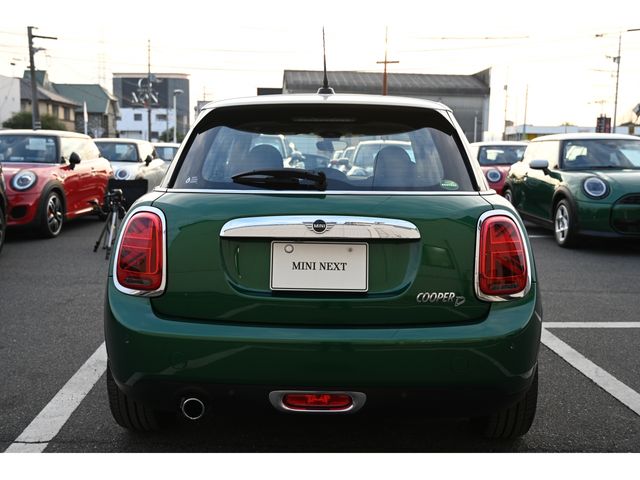 BMW MINI COOPER D 5DOOR 2020 Image 31