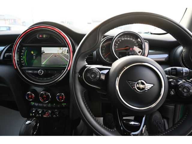BMW MINI COOPER D 5DOOR 2020 Image 31