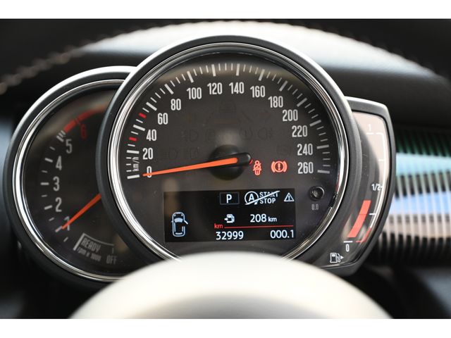 BMW MINI COOPER D 5DOOR 2020 Image 31