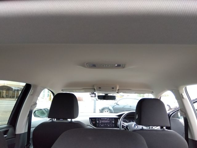 VOLKSWAGEN POLO 2021 Image 31