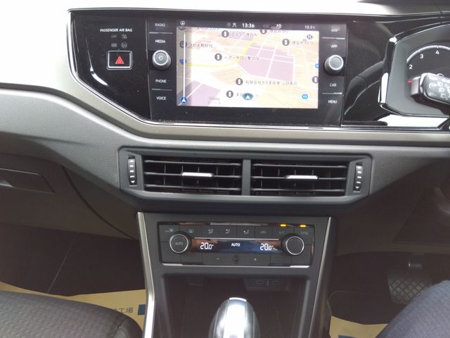 VOLKSWAGEN POLO 2021 Image 31