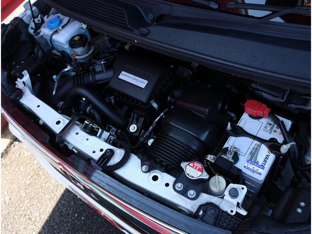 HONDA N BOX CUSTOM 2018 Image 31