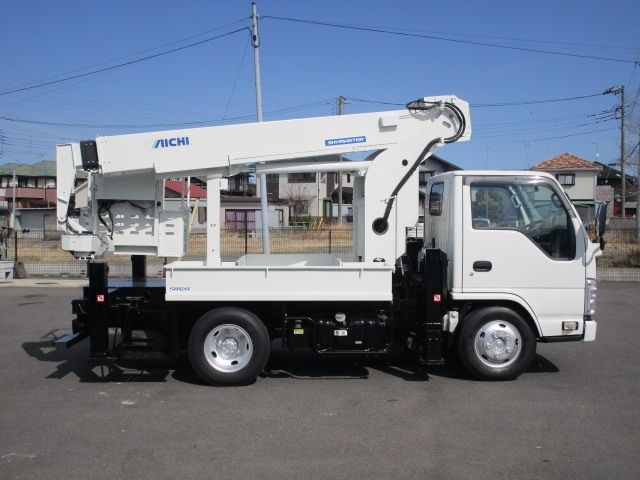 ISUZU ELF 2017 Image 31