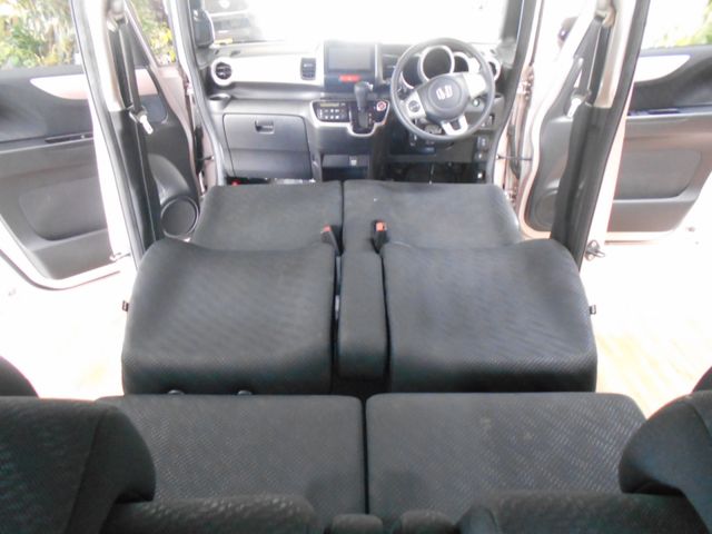 HONDA N BOX 2014 Image 31