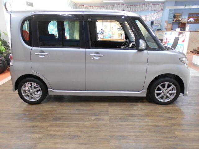DAIHATSU TANTO CUSTOM 2011 Image 31