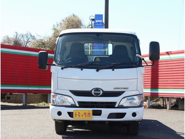 HINO DUTRO 2017 Image 31