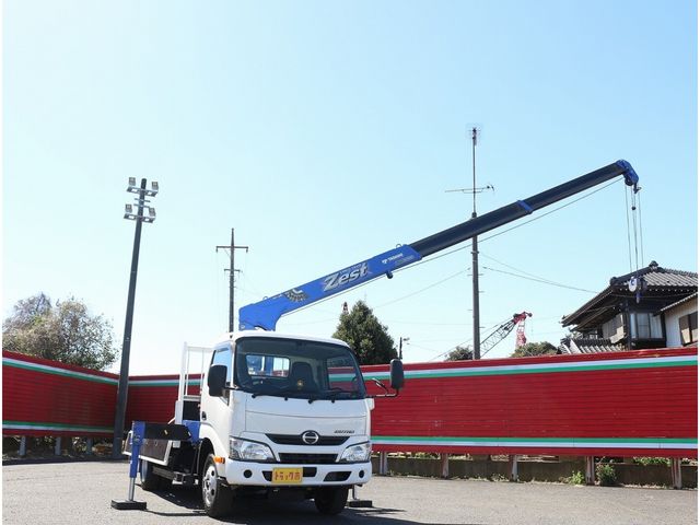 HINO DUTRO 2017 Image 31