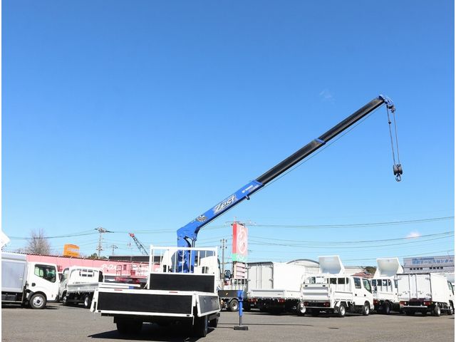 HINO DUTRO 2017 Image 31