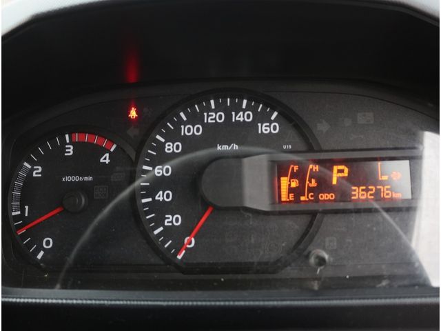 HINO DUTRO 2017 Image 31