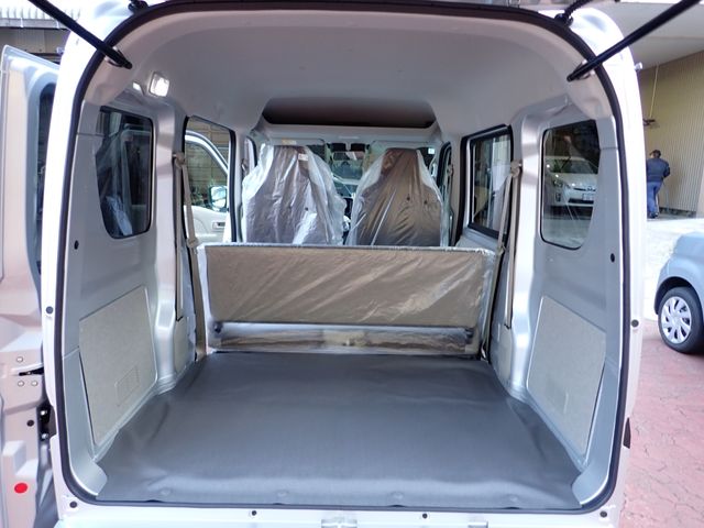 NISSAN CLIPPER VAN 2026 Image 31