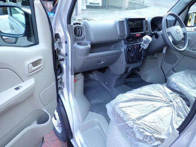 NISSAN CLIPPER VAN 2026 Image 31